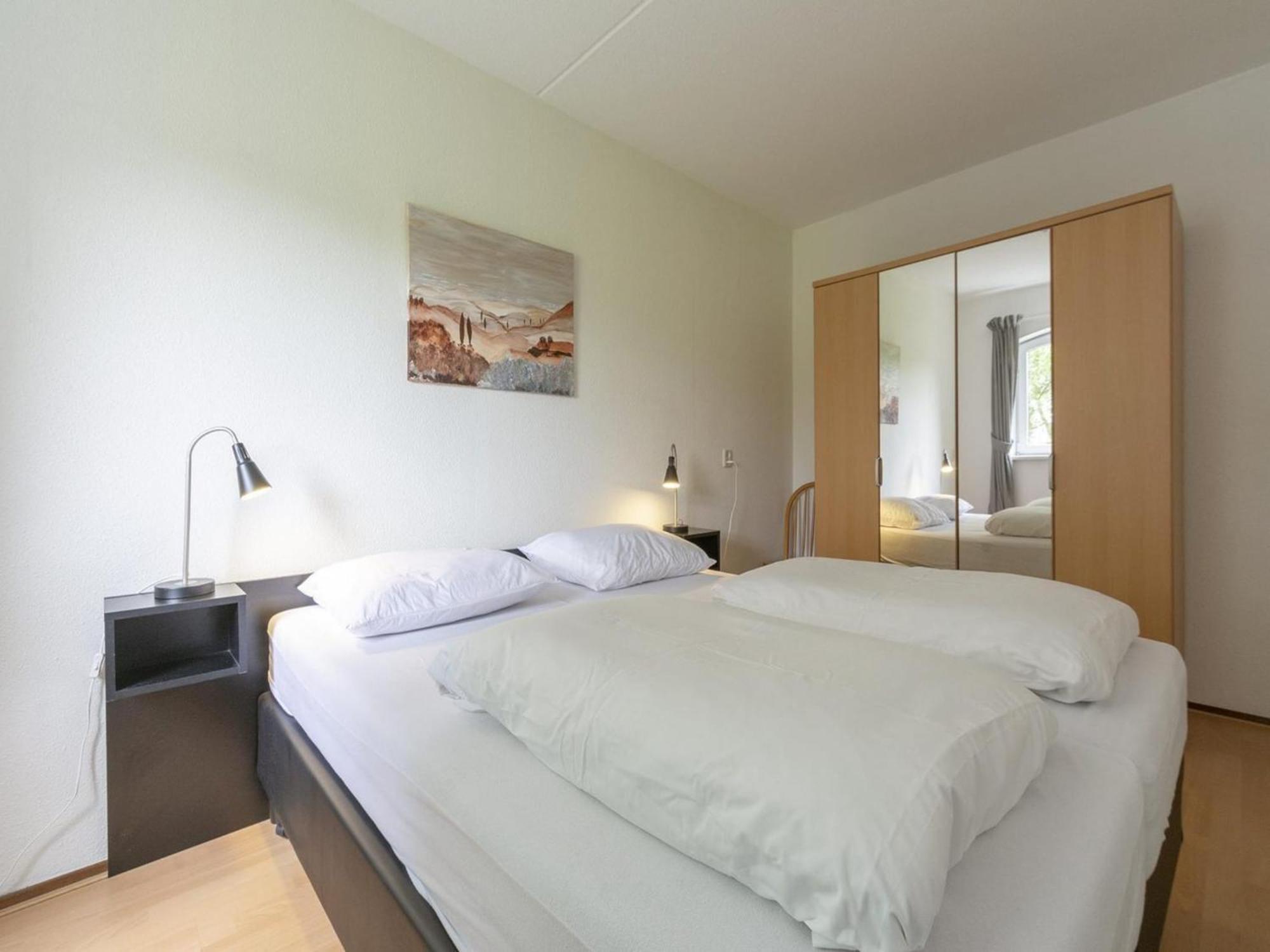 Remarkable Apartment With Beautiful Garden Julianadorp Bagian luar foto