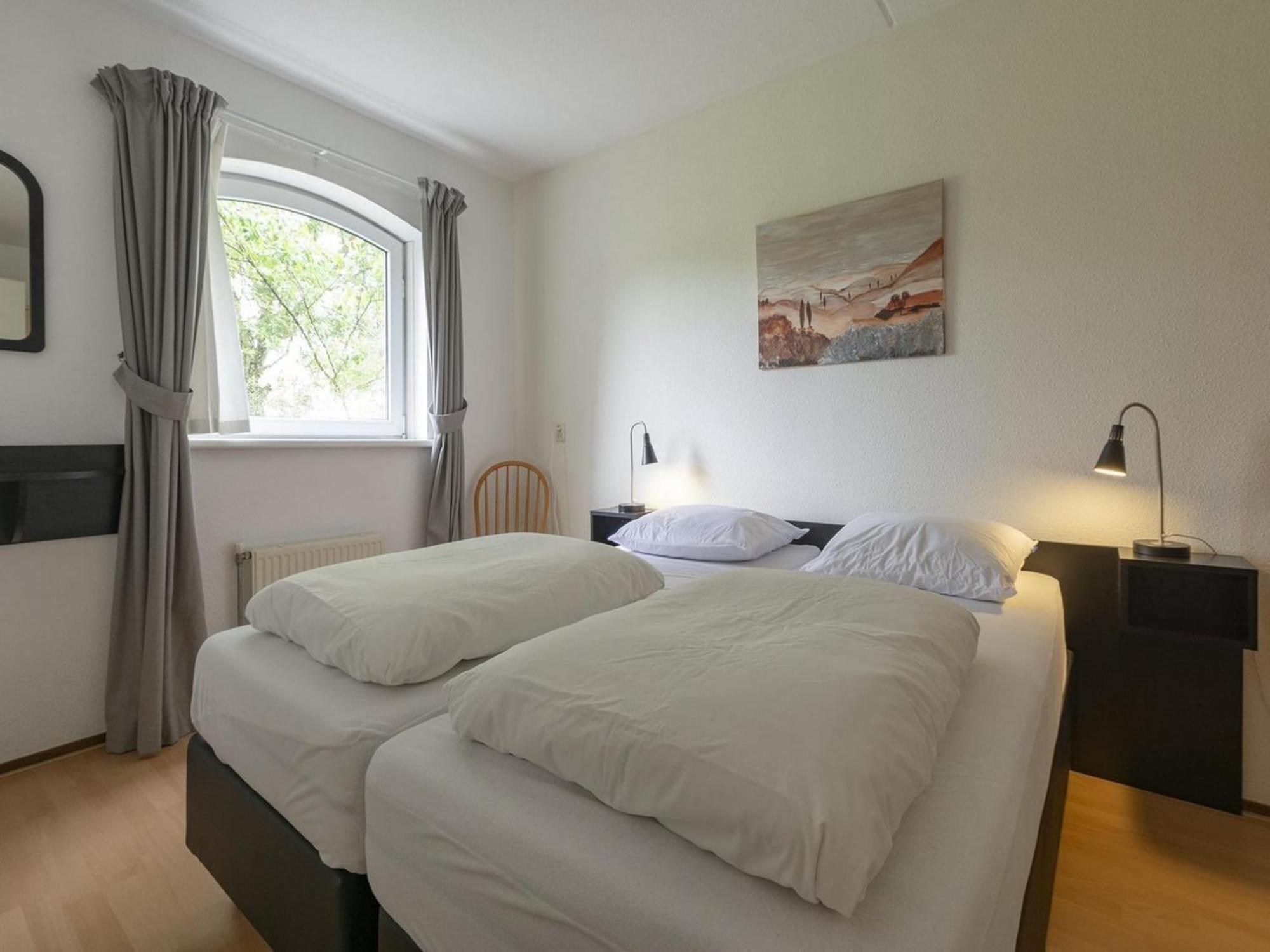 Remarkable Apartment With Beautiful Garden Julianadorp Bagian luar foto